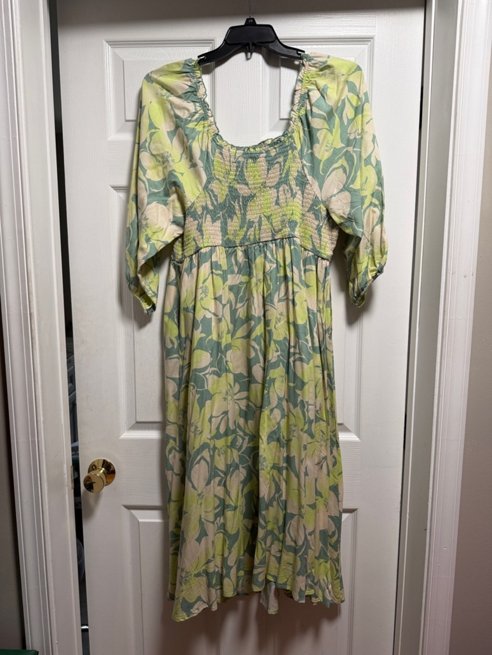 torrid Green & Cream Floral Midi Dress